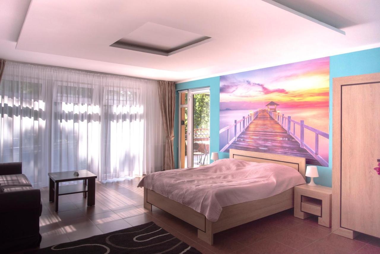 Apartamenty Kornel Pobierowo Bagian luar foto